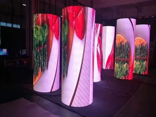 P3 실내 슈퍼마켓 실내 LED 디스플레이 스크린 킹 라이트 밝기 3840 벽에 장착 된 브러시 갱신